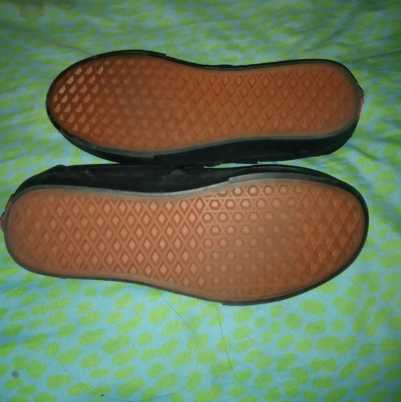 Vans - Picture 2 of 3